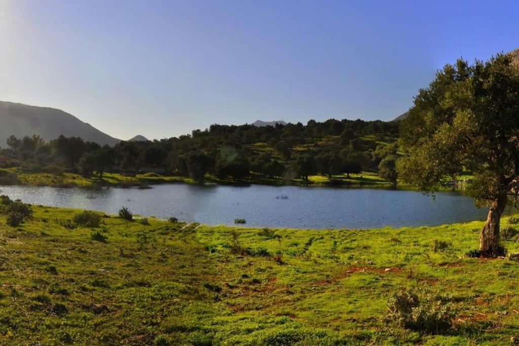 Orne Magical Retreat Vila Exterior foto